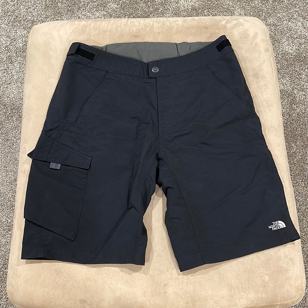 Men’s Northface Cargo Shorts